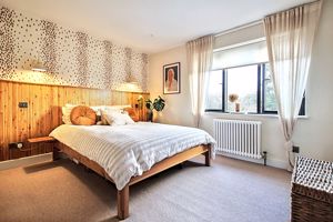 Photo 10- click for photo gallery